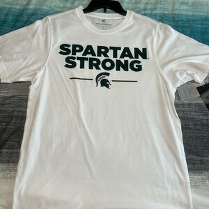 Size medium Michigan state Spartans t-shirt